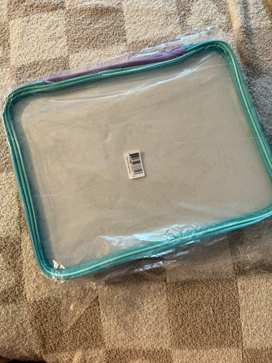 Light Purple Maxx Show Pinfolio